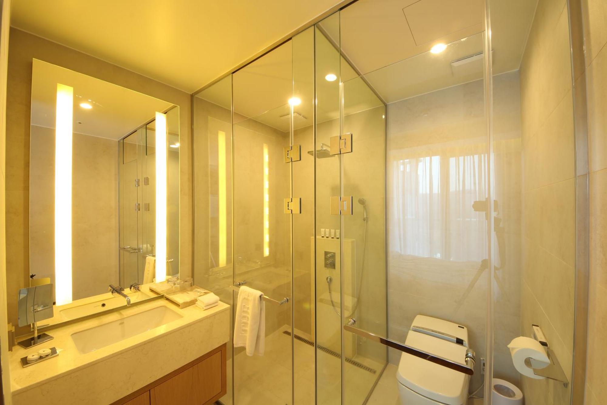Benikea The H Hotel Hwaseong Стая снимка