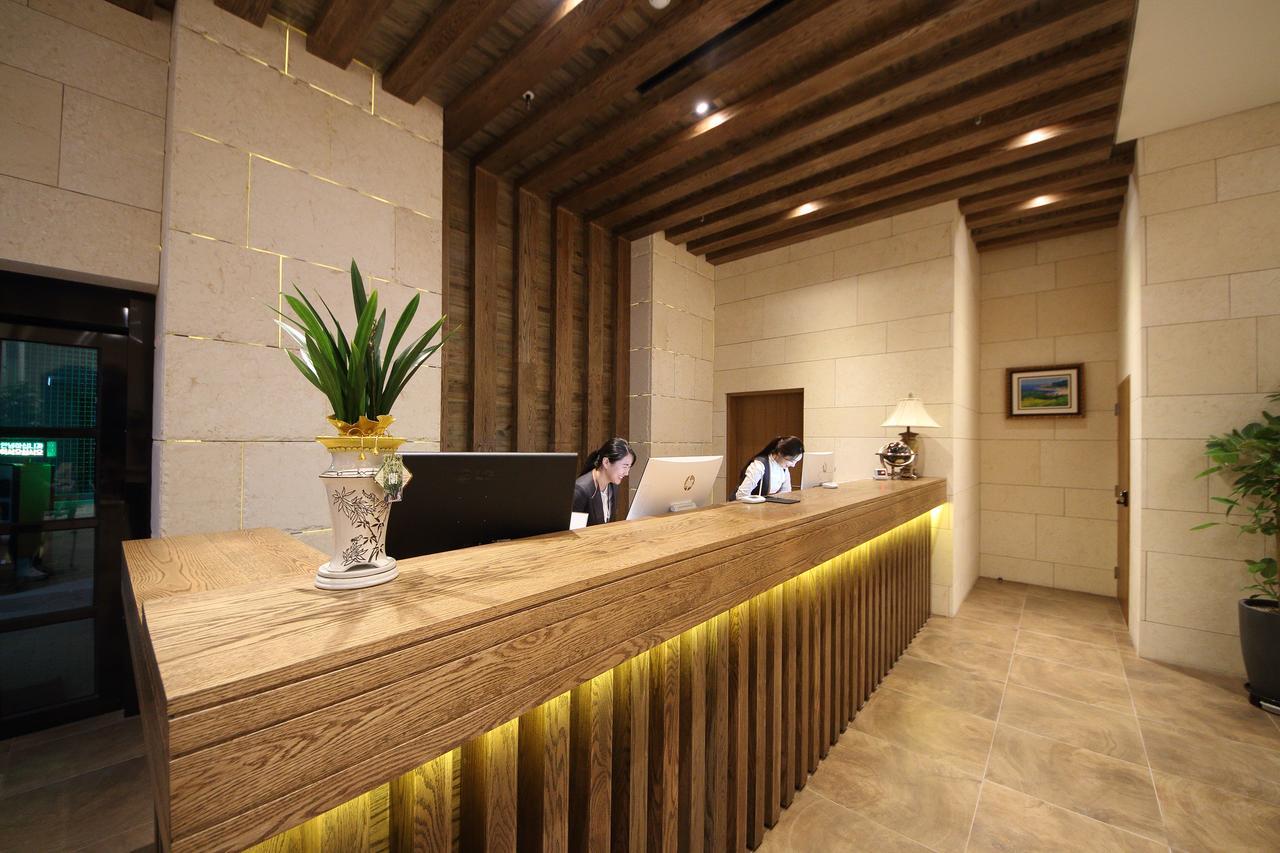 Benikea The H Hotel Hwaseong Екстериор снимка