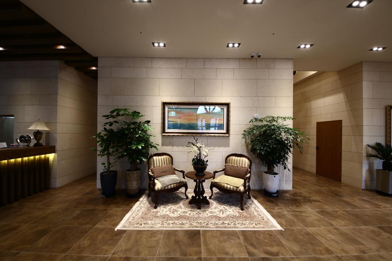 Benikea The H Hotel Hwaseong Екстериор снимка