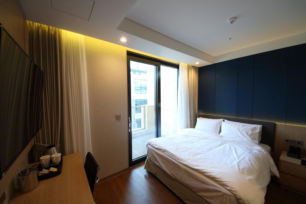 Benikea The H Hotel Hwaseong Екстериор снимка